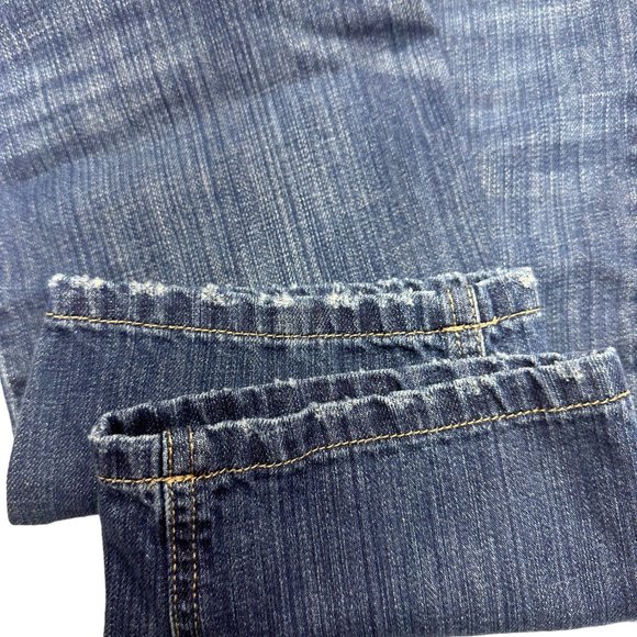 Eddie Bauer Boyfriend Fit Denim Capris (2P) - Picture 8 of 12